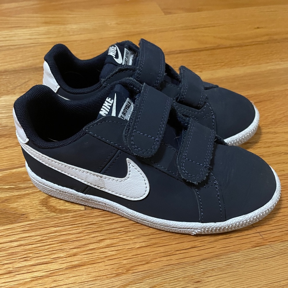 Kids NIKE Court Royale Sneakers 10.5